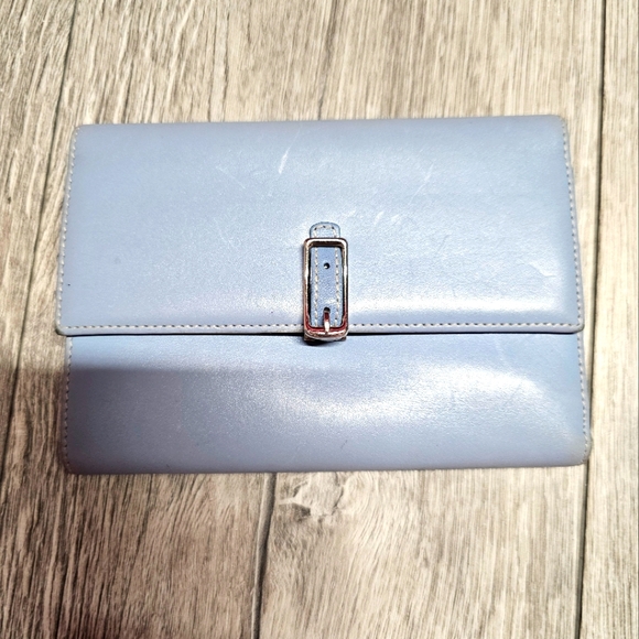 Coach Bags EUC Blue Leather Trifold Wallet Zip Coin Change